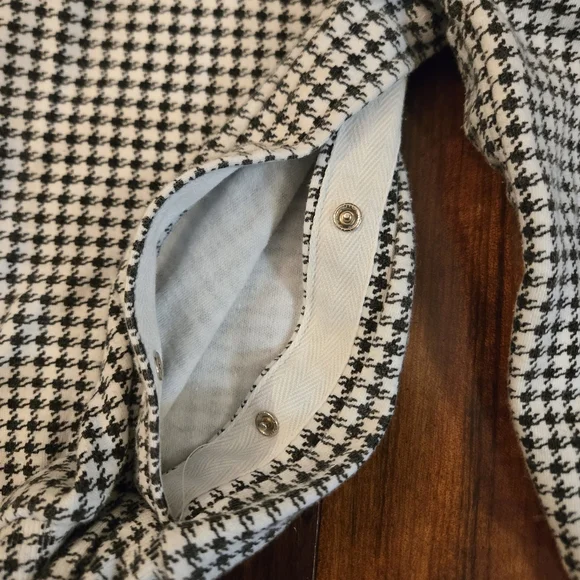 Kelly's Kids Black/white Houndstooth Kids One Piece Romper Apple Design - Picture 5 of 13